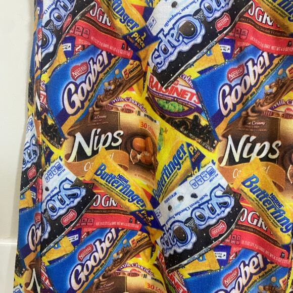Fun Down Under Mens NESTLE Movie Candy Boxes Lounge Shorts Sz S Novelty Print - Picture 3 of 6